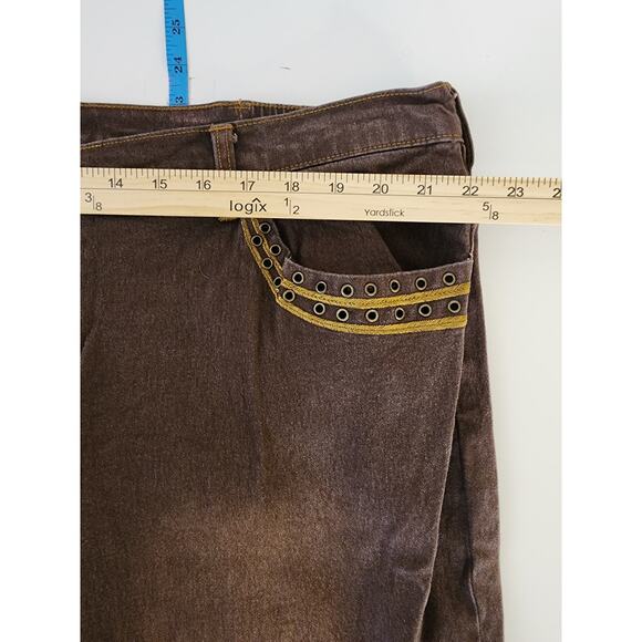 HOT IN HOLLYWOOD Women's Brown Gold Embellishments Western Boho Jeans SZ 22W - Picture 7 of 8